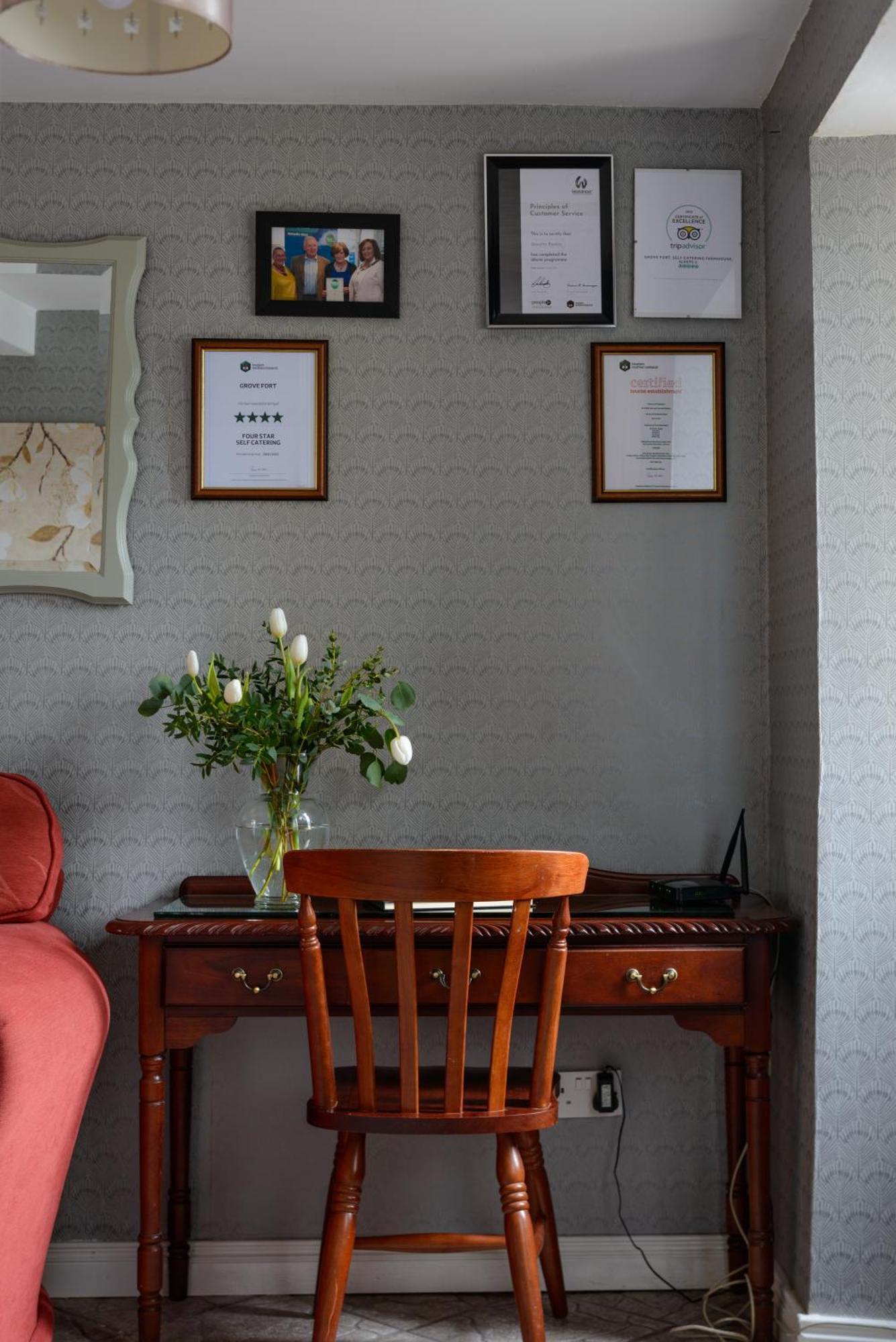 Grove Fort Self Catering Farmhouse Finnis Kültér fotó